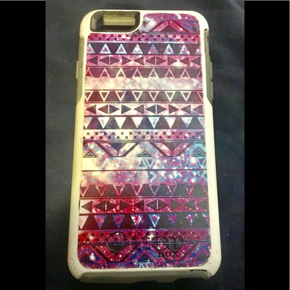 iPhone 6S White and Purple Tribal Otter-box Case